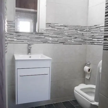 Sss Sunset Spot Apartment Saronida